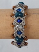 BRANSOLETKA MAKRAMA KORALIKI SZKLANE RĘKODZIEŁO 