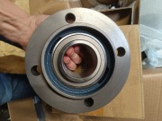 KOYO UCF212 łożysko zespolone z kołnierzem 