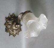 Śliczny, stary kinkiet z mosiądzu.