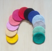 Szydełkowy beret, ubranko dla lalki Barbie, nakrycie na głowę, czapka.