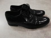 Buty półbuty czarne chłopięce roz. 39, Lasocki