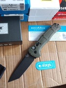 Nóż Benchmade Claymore Tanto Automatic  Front Toward Enemy zielone.