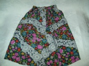 UBRANKO DLA LALKI - SPÓDNICZKA W KWIATY Z PRL-u