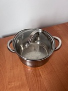 Garnek ze stali nierdzewnej z pokrywką