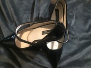 Lakierowane szpilki Reserved z paseczkiem r. 39