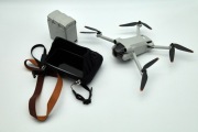 DJI Mini 3 PRO + DJI RC + 2 akumulatory + torba