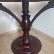 Stolik kawowy antyk z drzewa.