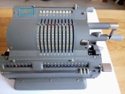 Arytmometr zabytkowy ADDO MULTO model 13