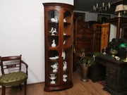 Piękna narożna witryna serwantka 853/2025