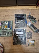 Płyty główne intel pentium 2 plus reszta..