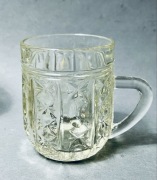 Zestaw 5 Retro Szklanek / Mini Kufli – PRL – Szkło Prasowane