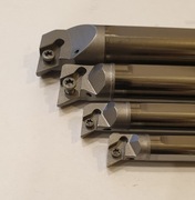 Zestaw wytaczaków  pełnowęglikowych VHM na płytki DCMT z chłodzeniem.