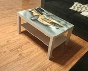 Śliczny stolik kawowy 