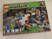 Lego Minecraft 21141 Jaskinia Zombie