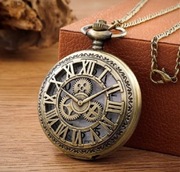 Zegarek kieszonkowy na łańcuszku metalowy