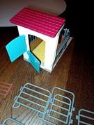 Stajnia Schleich + 2 zestawy płotków