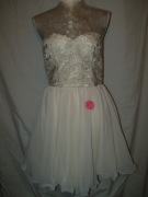 SUKIENKA KREMOWA - CHI CHI - LONDON - M