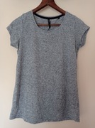 Szary t-shirt marki Next