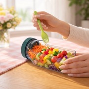 Szczelny pojemnik na sałatkę otwierany z boku lunchbox pudełko eco lunchbox