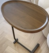 Drewniany stolik kawowy półka 