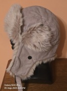 Czapka zimowa jesienna myśliwska wędkarska  trekkingowa uszanka M/L. 55-7cm