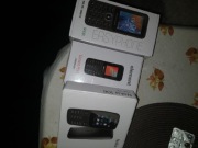 Zestaw 3 nowych telefonów 