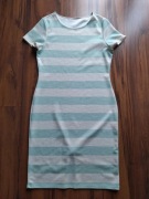 Sukienka w rozmiarze M