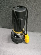 Latarka led używana 