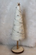 Ręcznie wykonana dekoracyjna choinka z naturalnej wełny