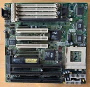 SHUTTLE HOT-555 Socket 7