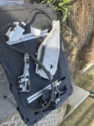 Mechanizm otwierania drzwi bocznych Partner Berlingo