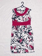 Biała sukienka w czarno-czerwone wzory - rozm. 40 - bardzo dobry stan