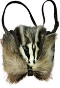TORBA MYŚLIWSKA ZE SKÓRY BORSUKA LISTONOSZKA