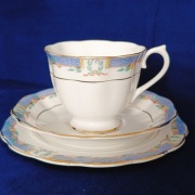 **BŁĘKITNA filiżanka porcelana Royal Albert Crown 1927_1935