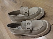 Beżowe Zamszowe Mokasyny Na Grubej Podeszwie Fox