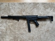 Replika karabinu Nemesis