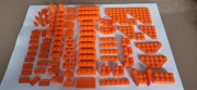 LEGO pomarańczowe klocki 