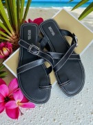 Nowe, skórzane klapki Michael Kors Ashton Flat Thong, czarne, 41, 9,5 M
