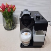 DeLonghi ekspres do kawy na kapsułki Nespresso