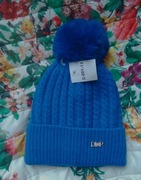 Czapka damska z pomponem 