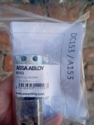 Ogranicznik kąta otwarcia do samozamykacza szynowego DC153