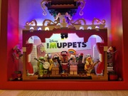 Lego - The Muppets, pełna seria (12x) i podświetlana gablota ekspozycyjna 
