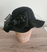 Elegancki czarny kapelusz 57