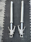 Suzuki Hayabusa GSX1300R lagi, amortyzatory