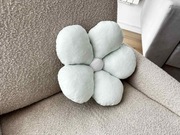 Poduszka dekoracyjna Kwiatek 