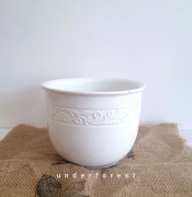 Donica osłonka na kwiaty ceramiczna biała