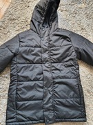 Czarna pikowana kurtka dziecięca chłopięca z kapturem rozmiar 158