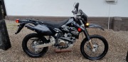        SUZUKI DRZ 400 