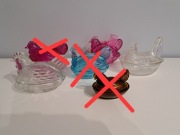 Małe szklane kury i koguty, kolorowe szkło, vintage, Prl, retro kura