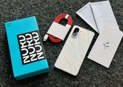 Telefon One plus nord ce 5 8/128 5g